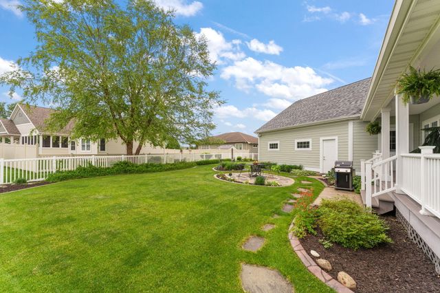 2405 Dickinson Road, Chesterton, IN 46304