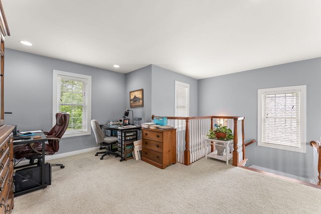 2405 Dickinson Road, Chesterton, IN 46304