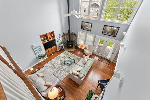 2405 Dickinson Road, Chesterton, IN 46304