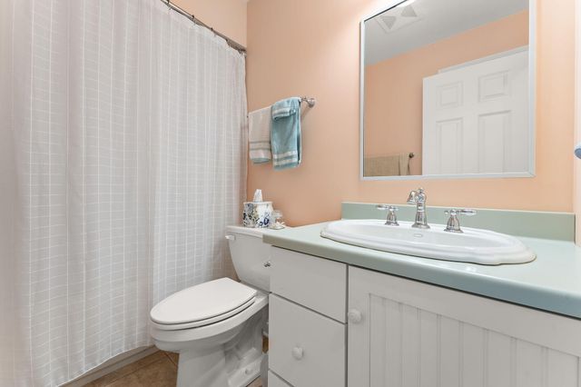 2405 Dickinson Road, Chesterton, IN 46304