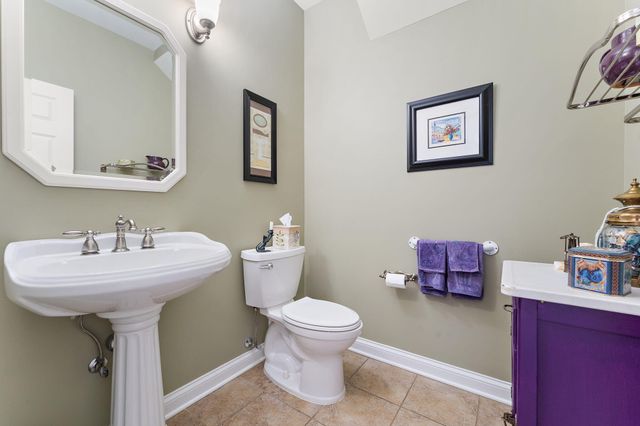 2405 Dickinson Road, Chesterton, IN 46304