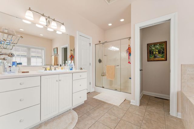 2405 Dickinson Road, Chesterton, IN 46304
