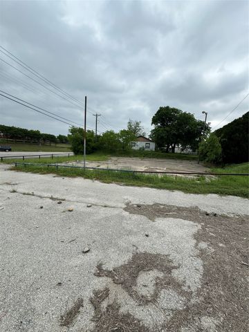 6110 E Belknap Street, Haltom City, TX 76117