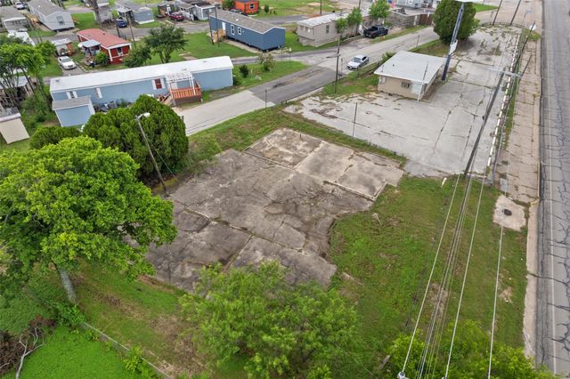 6110 E Belknap Street, Haltom City, TX 76117