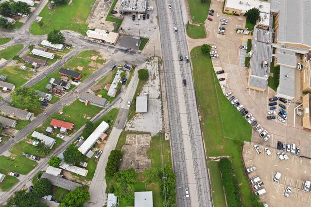 6110 E Belknap Street, Haltom City, TX 76117