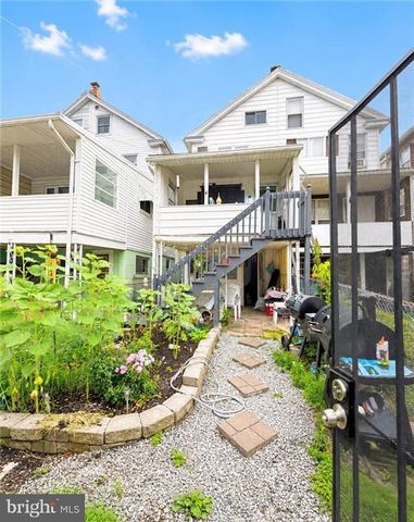 322 E FELL ST, Summit Hill, PA 18250