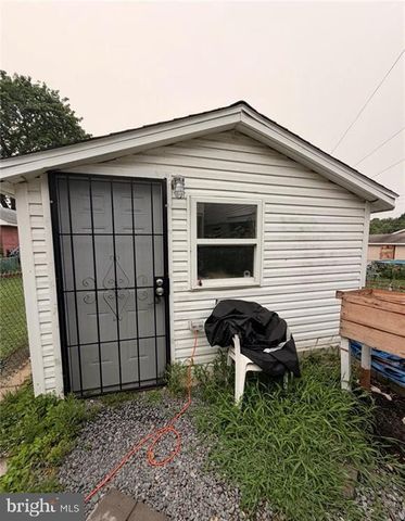322 E FELL ST, Summit Hill, PA 18250