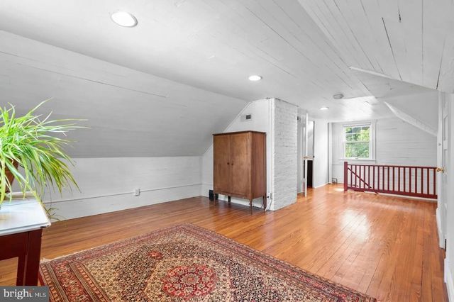 4300 QUEENSBURY RD, Hyattsville, MD 20781