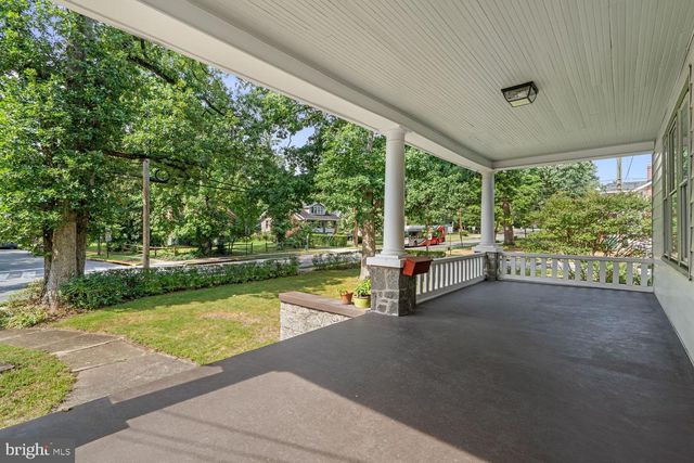 4300 QUEENSBURY RD, Hyattsville, MD 20781