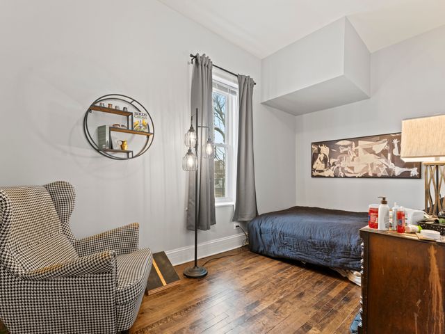 2732 N Richmond Street, Chicago, IL 60647