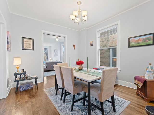 2732 N Richmond Street, Chicago, IL 60647