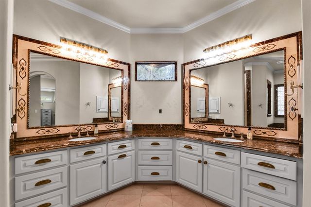 6166 Canyon Ridge Lane, Conroe, TX 77304