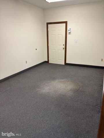 739 S WHITE HORSE PIKE, Audubon, NJ 08106