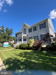 739 S WHITE HORSE PIKE, Audubon, NJ 08106