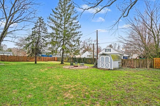 175 E 32nd Street, Holland City, MI 49423