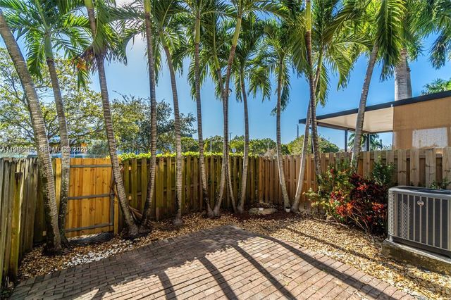 14968 SW 23rd Way 14968, Miami, FL 33185