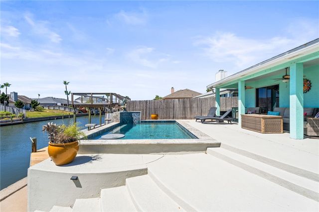 13849 Doubloon St, Corpus Christi, TX 78418