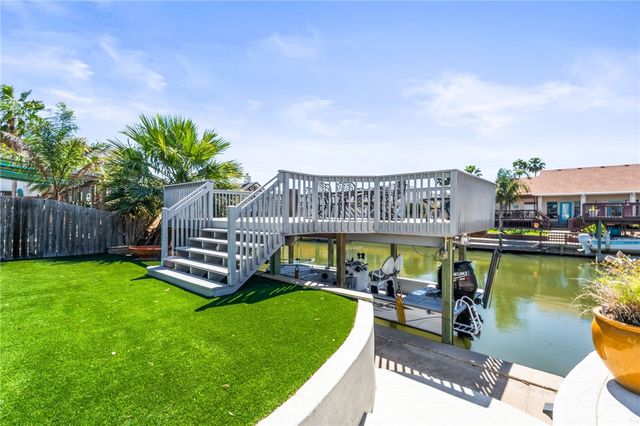 13849 Doubloon St, Corpus Christi, TX 78418