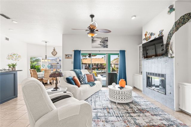 13849 Doubloon St, Corpus Christi, TX 78418