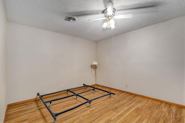 115 Ravenhill Drive, Highlandville, MO 65669