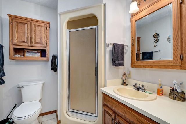 115 Ravenhill Drive, Highlandville, MO 65669