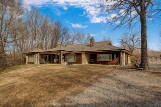 115 Ravenhill Drive, Highlandville, MO 65669