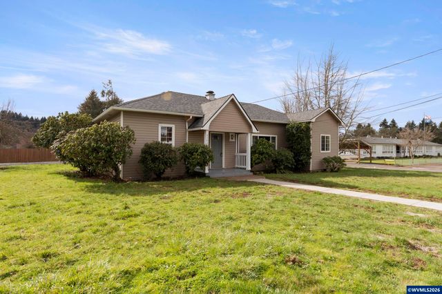 3303 Long St, Sweet Home, OR 97386