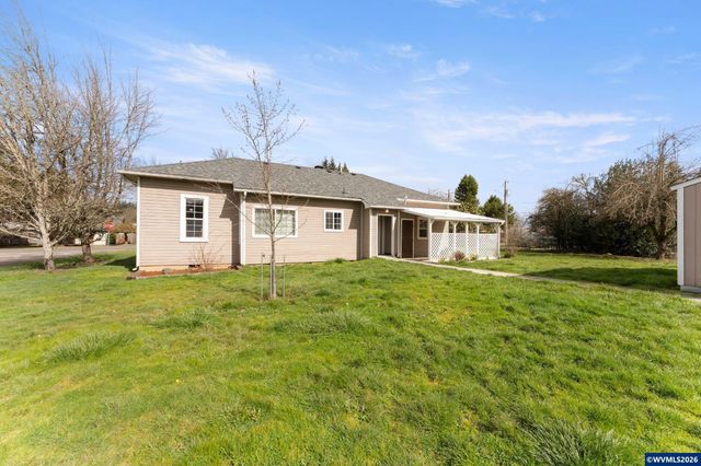 3303 Long St, Sweet Home, OR 97386