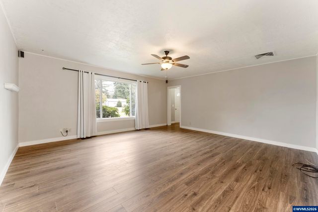 3303 Long St, Sweet Home, OR 97386