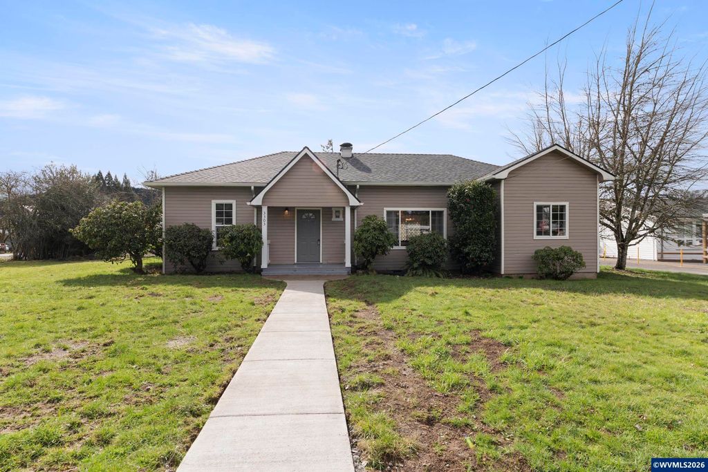 3303 Long St, Sweet Home, OR 97386