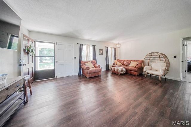 12575 State Route F, Rolla, MO 65401