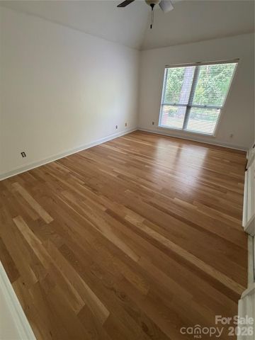 12207 Landing Green Drive, Charlotte, NC 28277