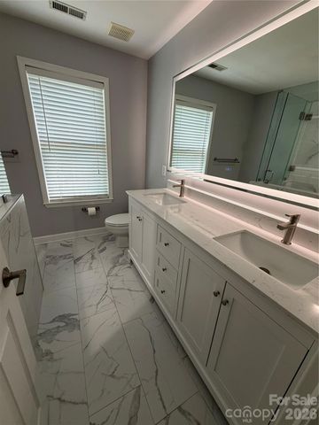 12207 Landing Green Drive, Charlotte, NC 28277