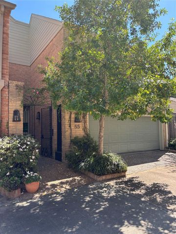 10 S Briar Hollow Lane 55, Houston, TX 77027