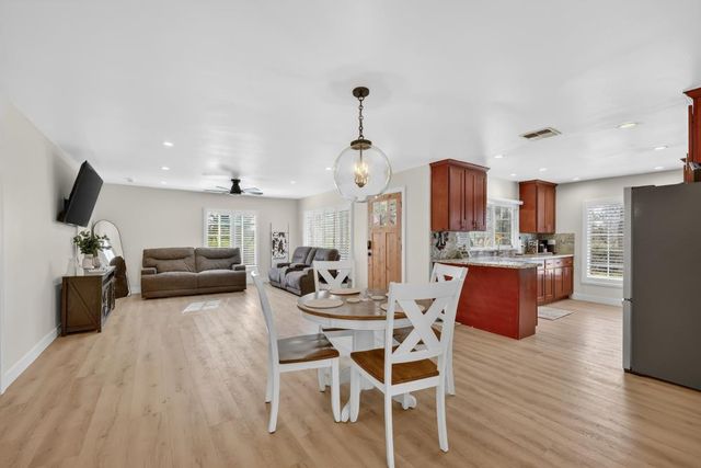 4339 Fruitvale Rd, Lincoln, CA 95648