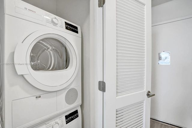 580 72nd Street 1713, Miami Beach, FL 33141