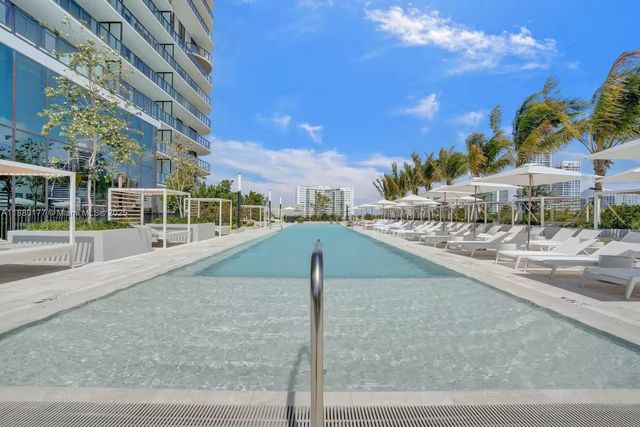 580 72nd Street 1713, Miami Beach, FL 33141