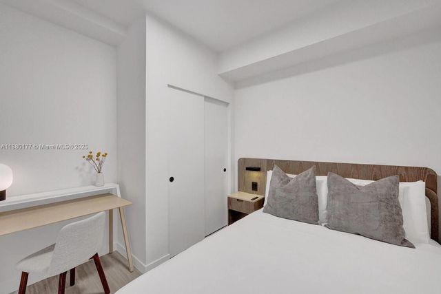 580 72nd Street 1713, Miami Beach, FL 33141