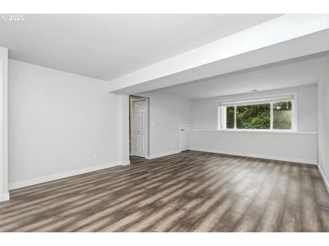 11639 Sw CHAMPLIN Ln, Beaverton, OR 97007