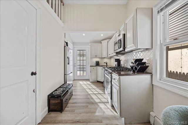 5 James Street, East Rockaway, NY 11518