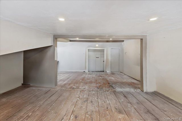 5 James Street, East Rockaway, NY 11518