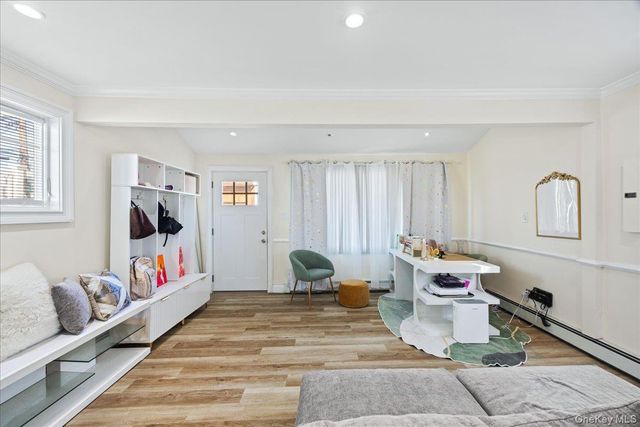 5 James Street, East Rockaway, NY 11518