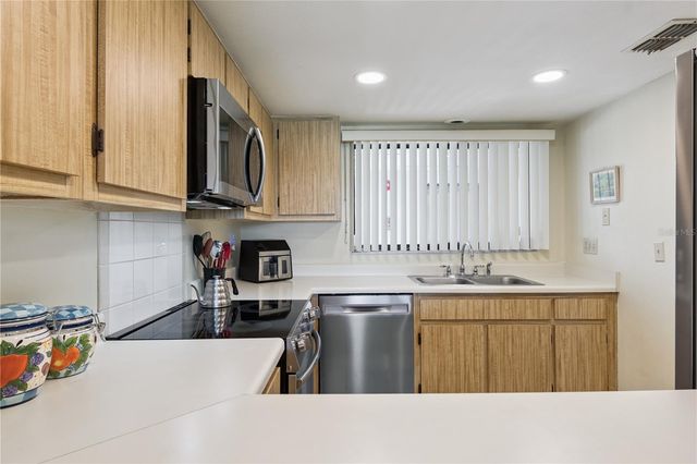 1068 LOTUS PARKWAY 834, Altamonte Springs, FL 32714