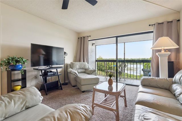1068 LOTUS PARKWAY 834, Altamonte Springs, FL 32714