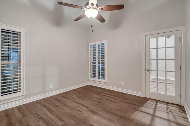 4702 Spring Lane, Baytown, TX 77521