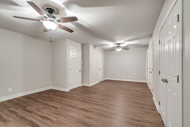 4702 Spring Lane, Baytown, TX 77521