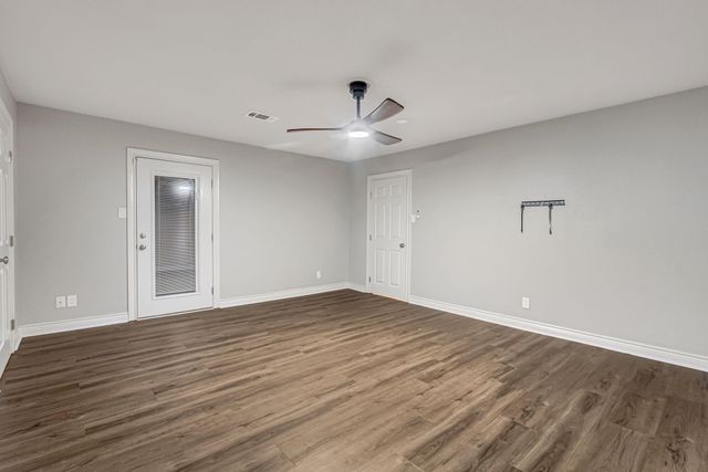 4702 Spring Lane, Baytown, TX 77521