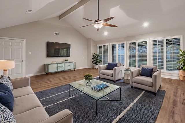 4702 Spring Lane, Baytown, TX 77521