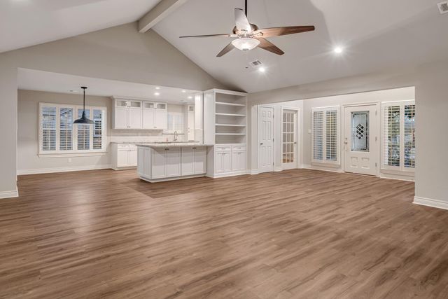 4702 Spring Lane, Baytown, TX 77521