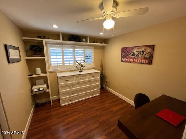 3909 E WHITTON Avenue, Phoenix, AZ 85018